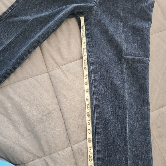 Gloria Vanderbilt Amanda jeans with rhinestones Size 12 - Picture 9 of 11